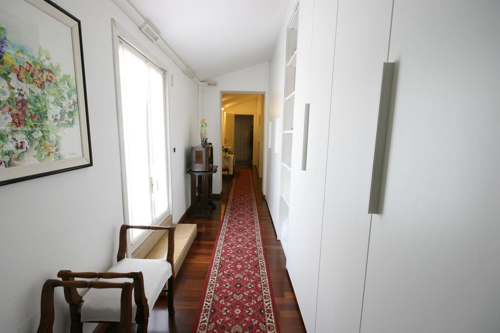 Corte Posta B&B - Parcheggio E Bagno In Camera Mantova Eksteriør billede
