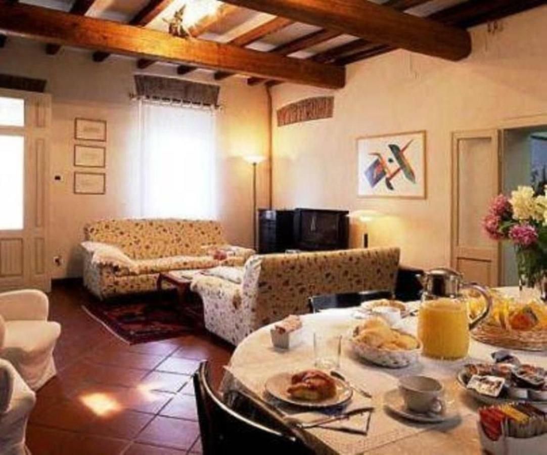 Corte Posta B&B - Parcheggio E Bagno In Camera Mantova Eksteriør billede